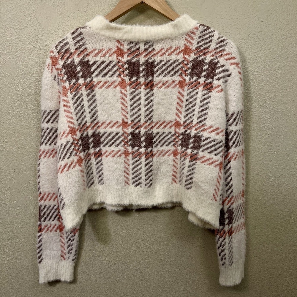 Francesca's Oversized Cropped Plaid Cardigan Fuzzy Cozy Academia Y2K Size S‎ - Picture 3 of 6